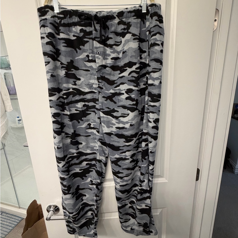 NWT DG Hill Sleepwear | Men's Camouflage Fleece Pajama Pants